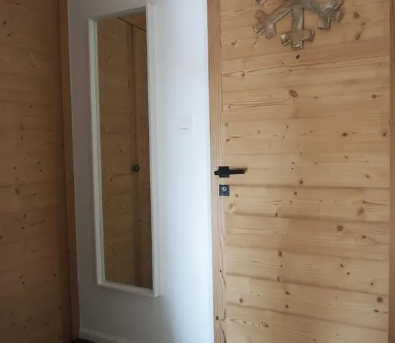 Noecie Daire Les Crosets